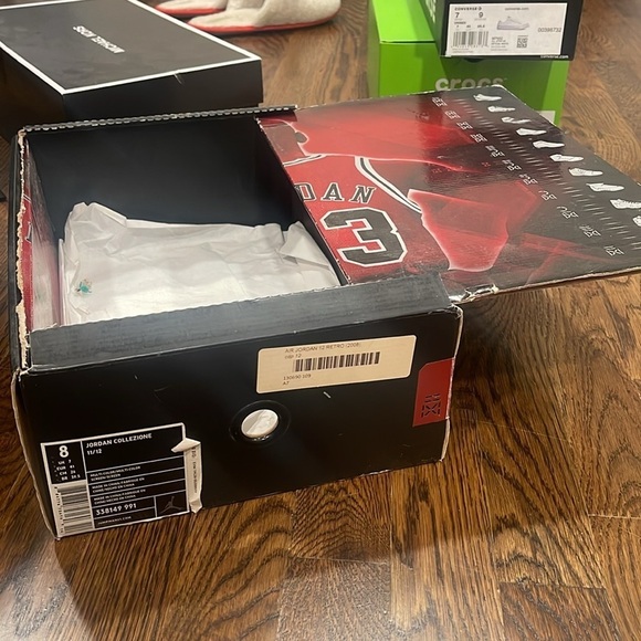 Empty Jordan box for 11s collector style box - Picture 2 of 4